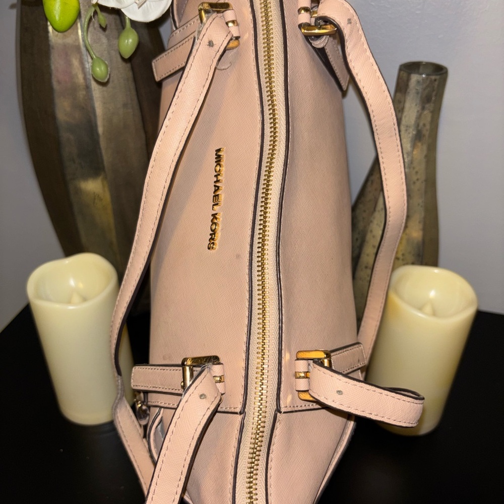 Michael Kors Blush Pink Tote - Picture 14 of 14